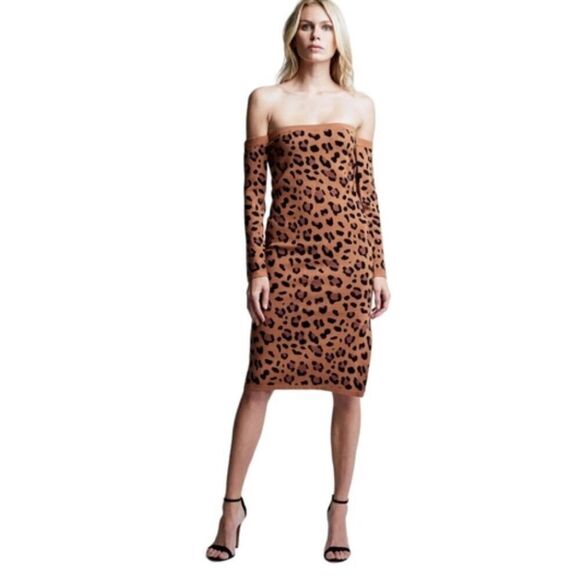 L’AGENCE Felicia Off Shoulder Long Sleeves Sweater Dress in Leopard NWT Size Med - Picture 1 of 7
